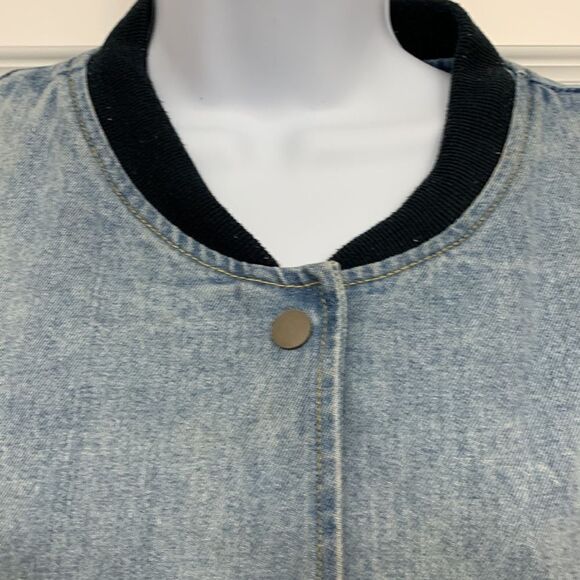 Emory Park size medium VINTAGE oversized denim jacket with front snap closure - Picture 8 of 15